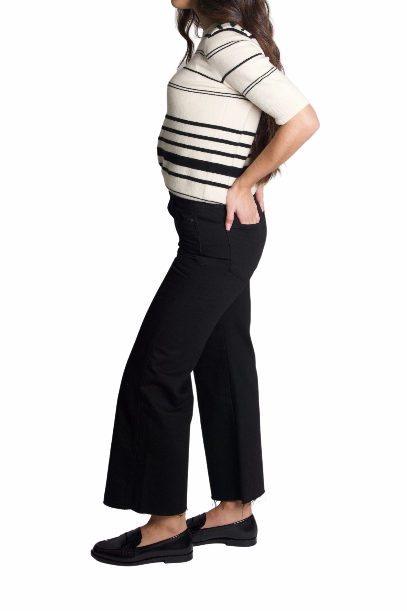 Beach Day Versatile Soft Taylor Crop in Onyx