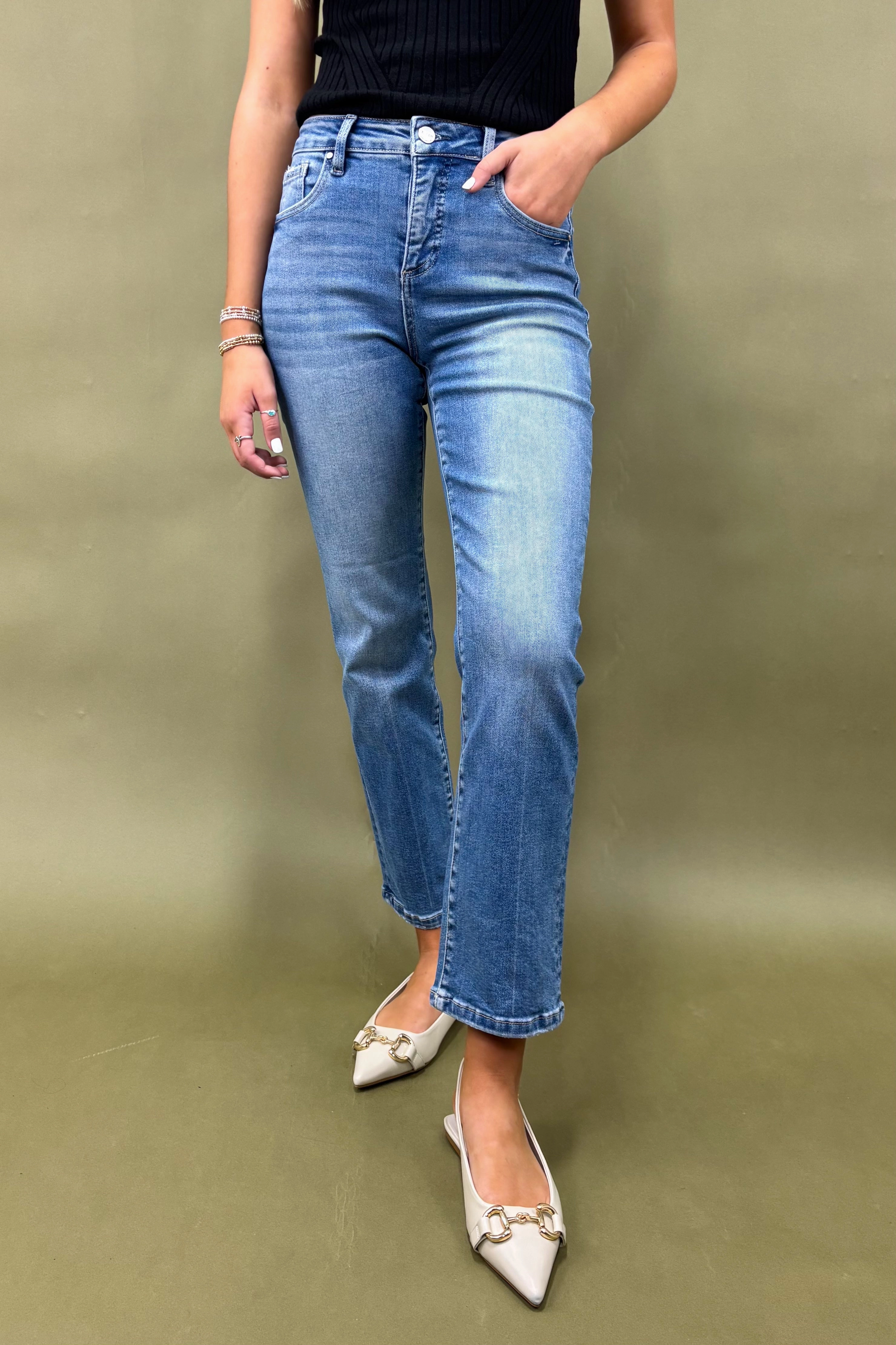Relaxed Cut Minimalist Design The Charlotte High-Rise Jeans