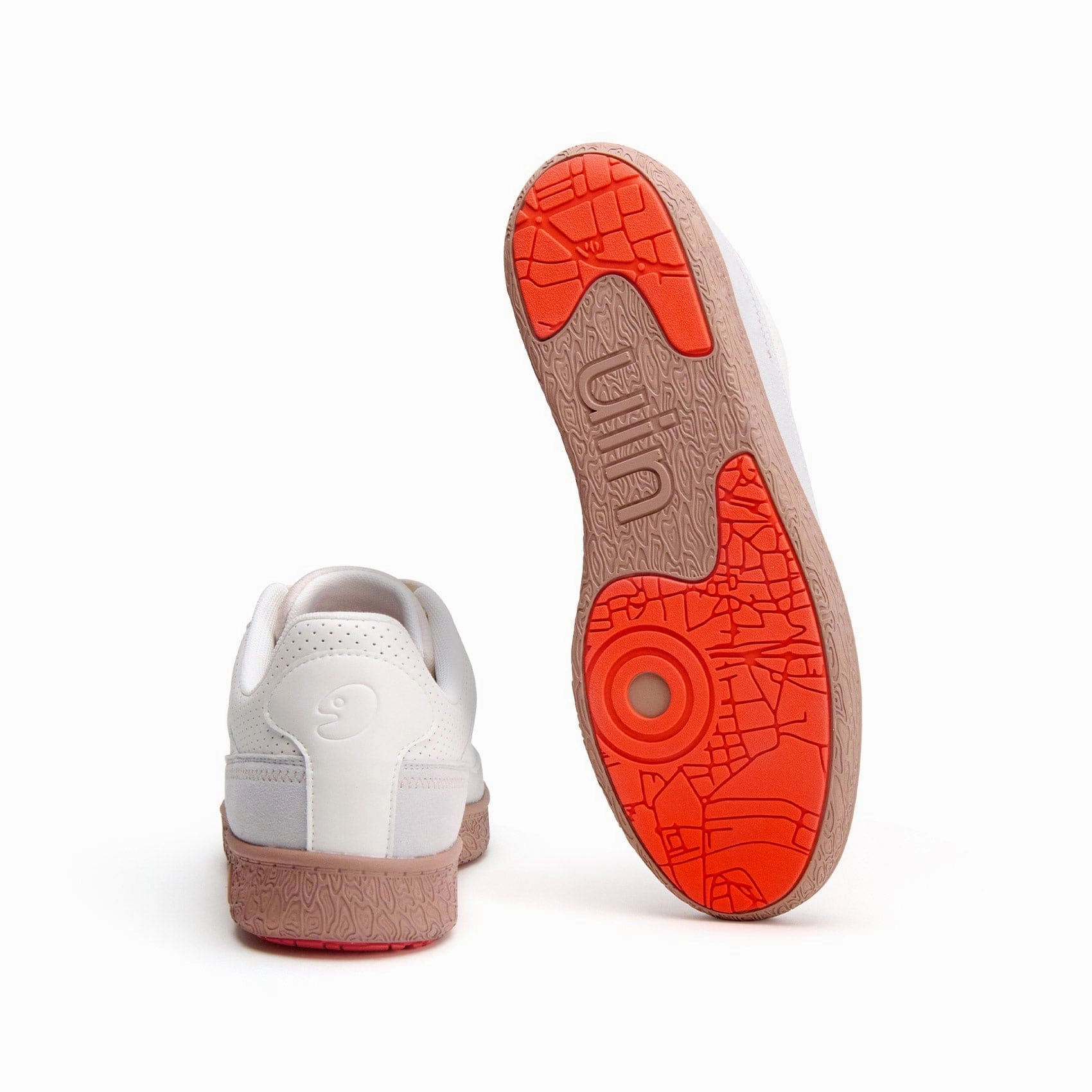 White Smoke Avila III Men Multi   Tread