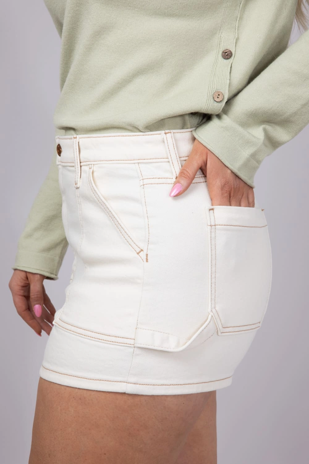Eunina Lulu Denim Shorts for Women in White | E0002380XT-ECRU All Day Flex Fit quick-dry feature